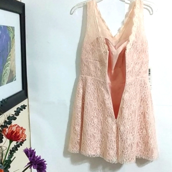 AZAZIE NWT SATIN & LACE DRESS SIZE 8 - Picture 10 of 11